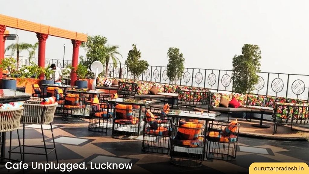 5. Cafe Unplugged, Lucknow