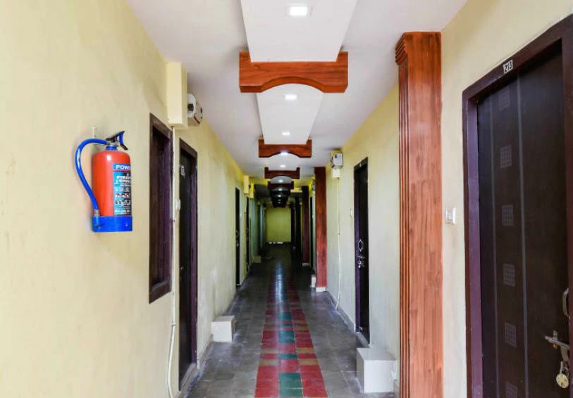 Hotel Atithi Galaxy Kanpur