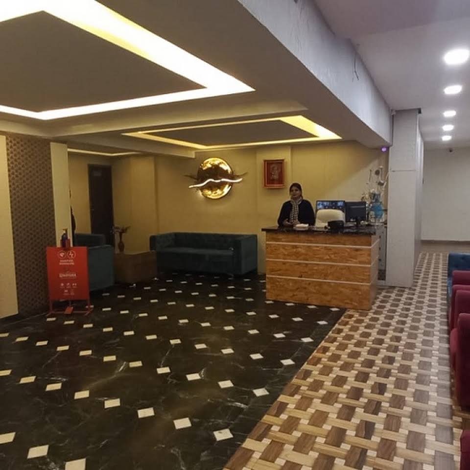 Hotel Mandakini Royale Kanpur
