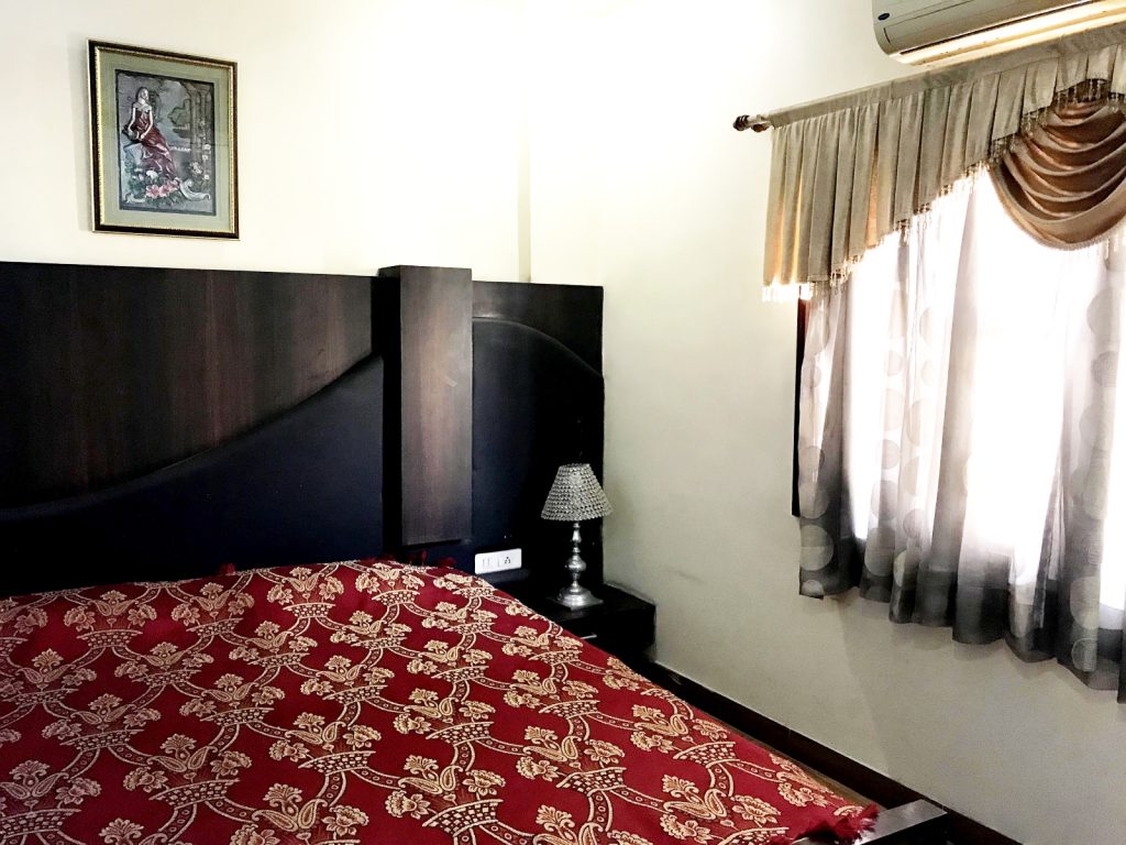 Manoj International Hotel Kanpur