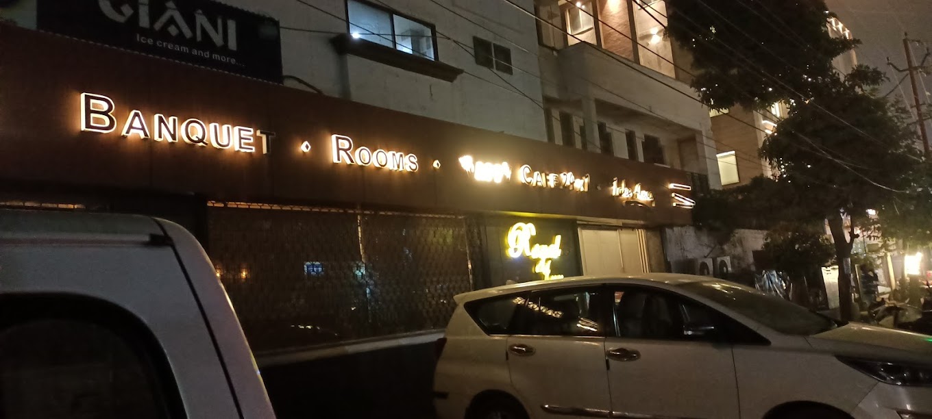 OYO 3232 Royal Inn Kanpur