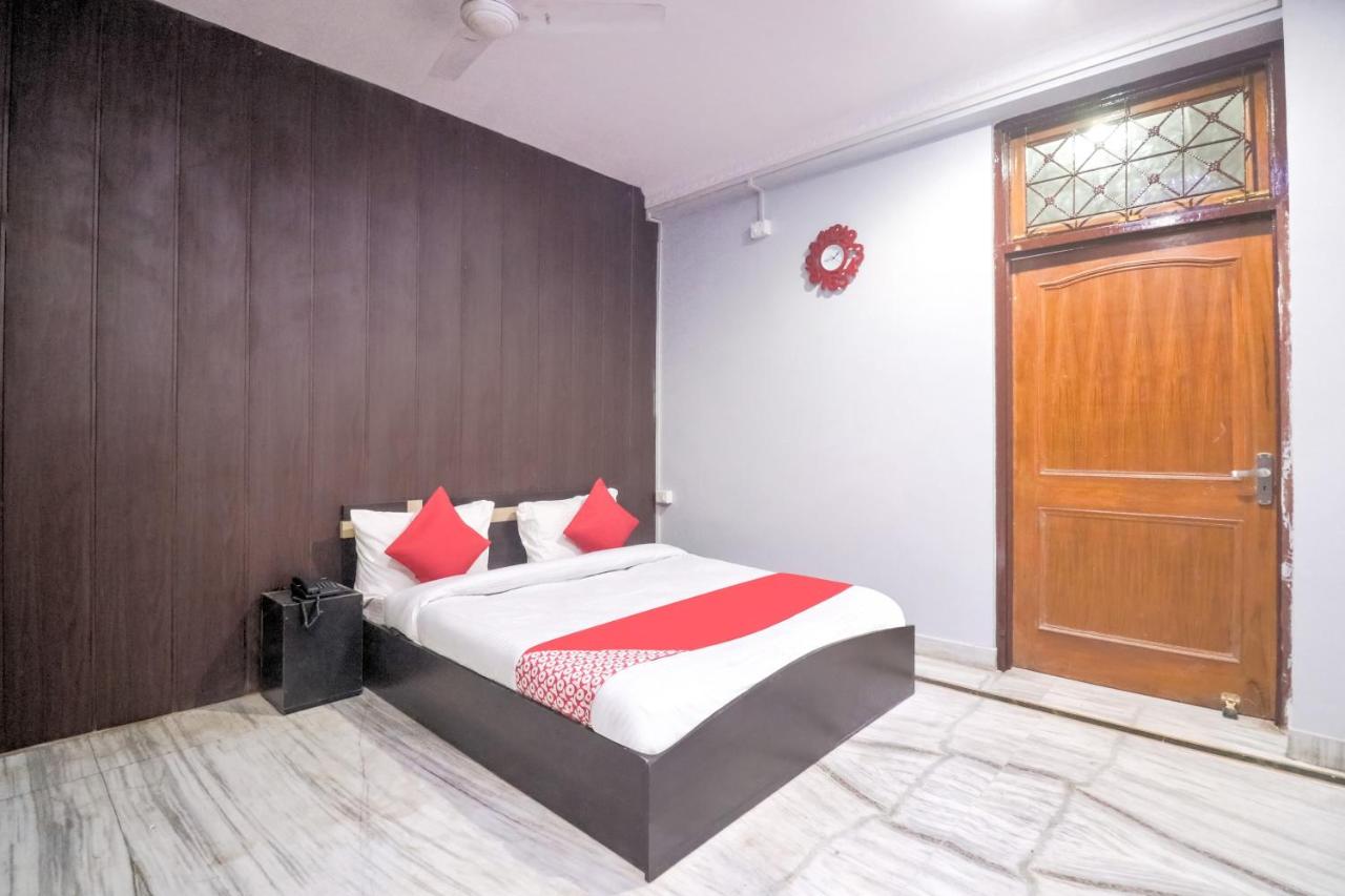 OYO 78411 The Luxury Living Kanpur