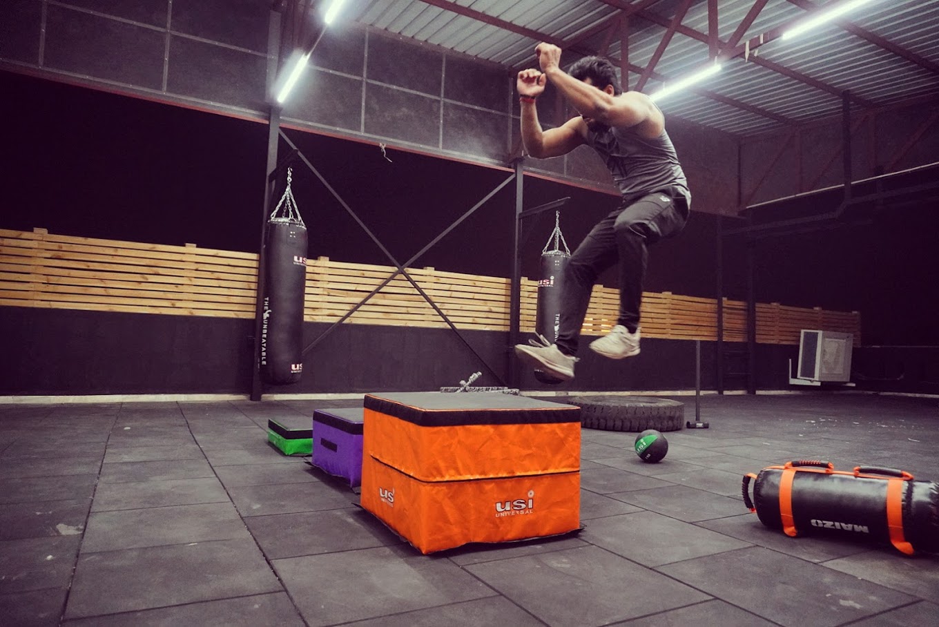 Titan Fitness Kanpur