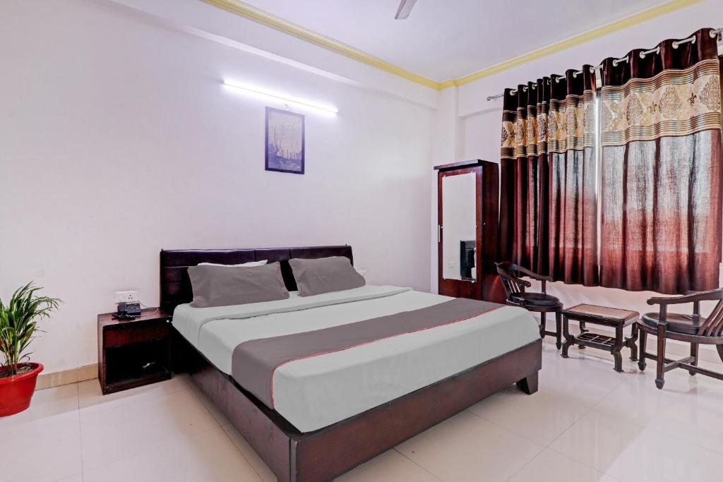 OYO 28585 Dev Residency Kanpur