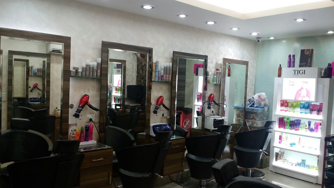 Deepa’s Kayakalp Beauty Salon Kanpur