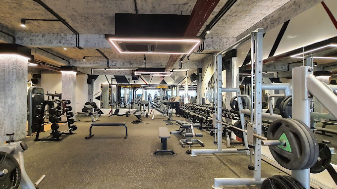 Bob’s Gym Sigra Varanasi